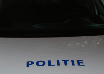 Mag de politie eigenlijk wel in je auto kijken? Het antwoord verrast veel mensen