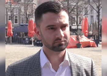 NET BINNEN: Partijbestuurder DENK stapt per direct op