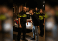 Agent laat zich niet bespugen en en krijgt direct een harde les terug