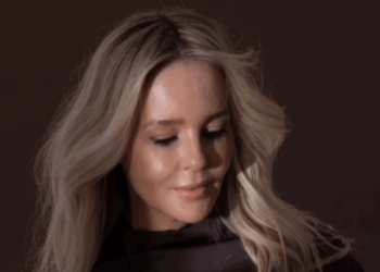 FOTO: Chantal Janzen zet Instagram op z’n kop met zomerse beelden uit Italië