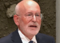 Frans Timmermans woest na rellen in Den Haag:  “Dit zijn Trumpiaanse toestanden door extreemrechts”