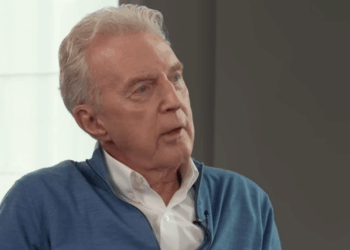 Ingrijpende wending voor André van Duin (78): “Dit zet mijn hele leven op zijn kop”