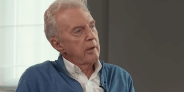 Ingrijpende wending voor André van Duin (78): “Dit zet mijn hele leven op zijn kop”