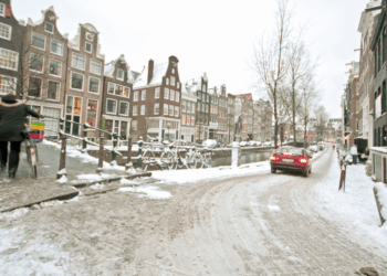 KNMI waarschuwt voor extreem weer: “Deze provincies moeten oppassen”