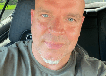 Andy van der Meijde krijgt bakken kritiek over zich na vermeende racistische uitspraak