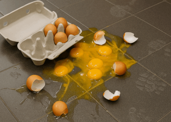 Maar weinig mensen weten dit: moet je betalen als je iets kapot laat vallen in de supermarkt?