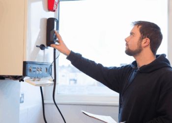 Monteurs waarschuwen voor levensgevaarlijke situaties bij cv-ketels tijdens vorst