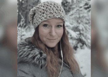 Winter Vol Liefde-deelneemster Elsje Barendregt gewond geraakt bij sneeuwscootertocht