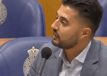DENK-Kamerlid Doğukan Ergin haalt uit naar integratiebeleid in Tweede Kamer