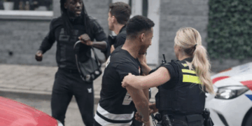 Situatie loopt uit de hand in drukke winkelstraat: politie grijpt in nadat man waarschuwingen negeert