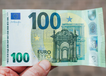 Geldmaat test uitgifte van €100-biljetten: dit betekent het voor klanten