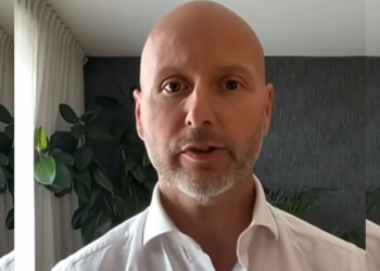 Burgemeester van Loosdrecht biedt excuses aan in video: reacties stromen binnen