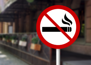 Verbod op roken en vapen op terras in aantocht: dit zijn de gevolgen
