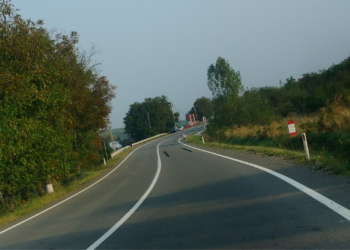 Nieuwe wegen en spoorprojecten in de ijskast door miljardentekorten: wat verandert er?