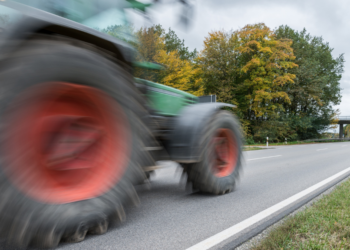 Boeren trekken met tractoren naar Den Haag vanwege nieuw stikstofpakket: spanning loopt op rond debat