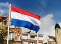 Onveiligheid bij Ter Apel: hulporganisaties stoppen, minister spreekt van ‘machteloosheid’