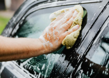 Autowassen verboden door extreme droogte: boete kan oplopen tot 50.000 euro