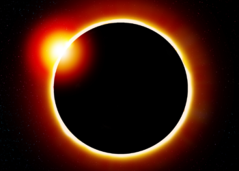 Zonsverduistering 12 augustus: zo kun je het bijzondere natuurverschijnsel veilig bekijken