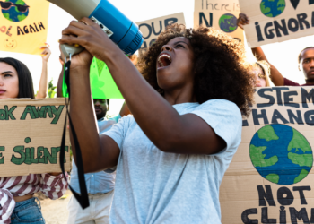 Rechter straft Extinction Rebellion-demonstranten na blokkeren snelweg: dit is hun straf